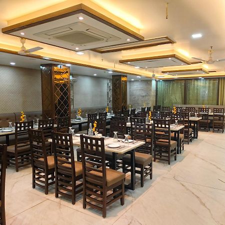 Hotel Taste Of India Агра Экстерьер фото