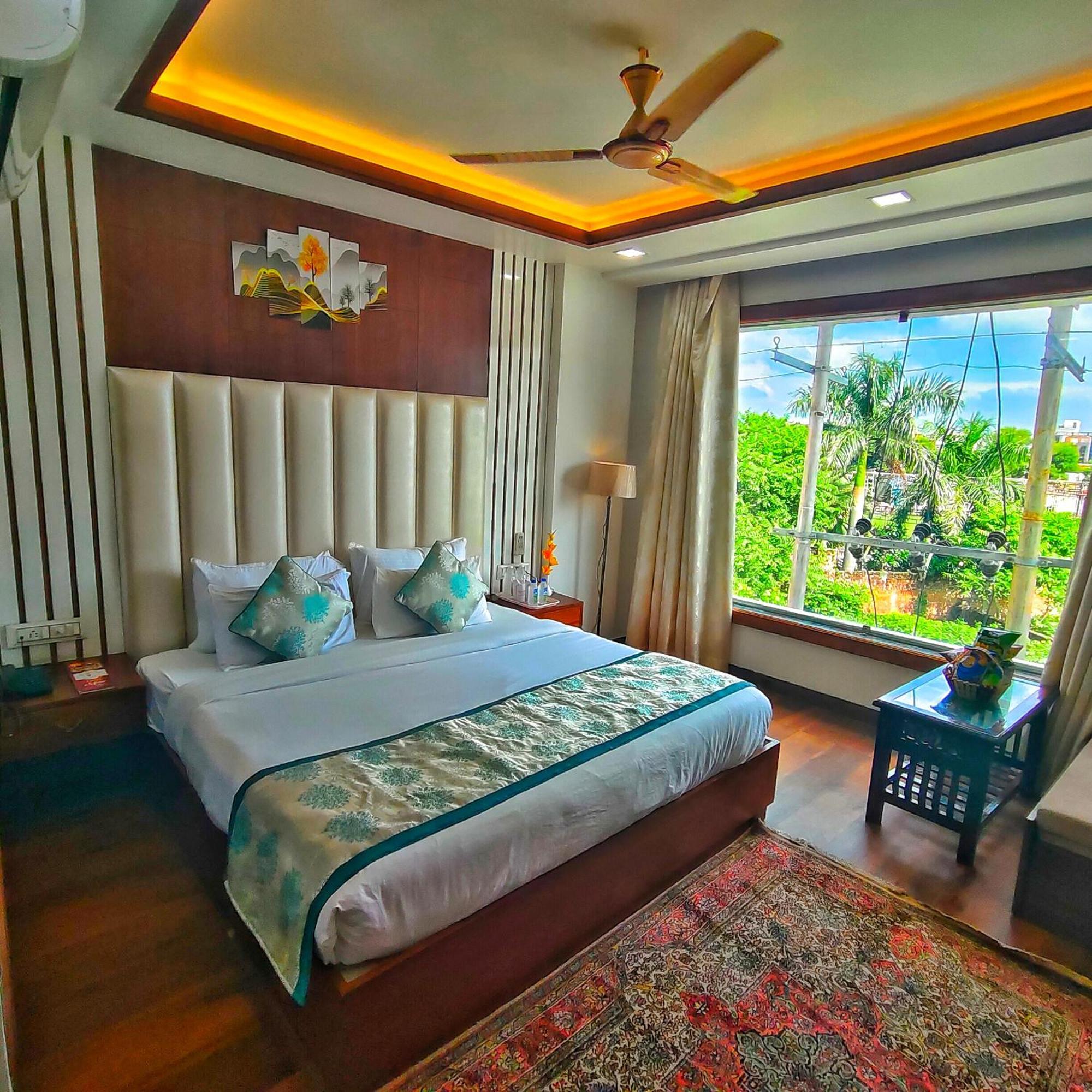 Hotel Taste Of India Агра Экстерьер фото