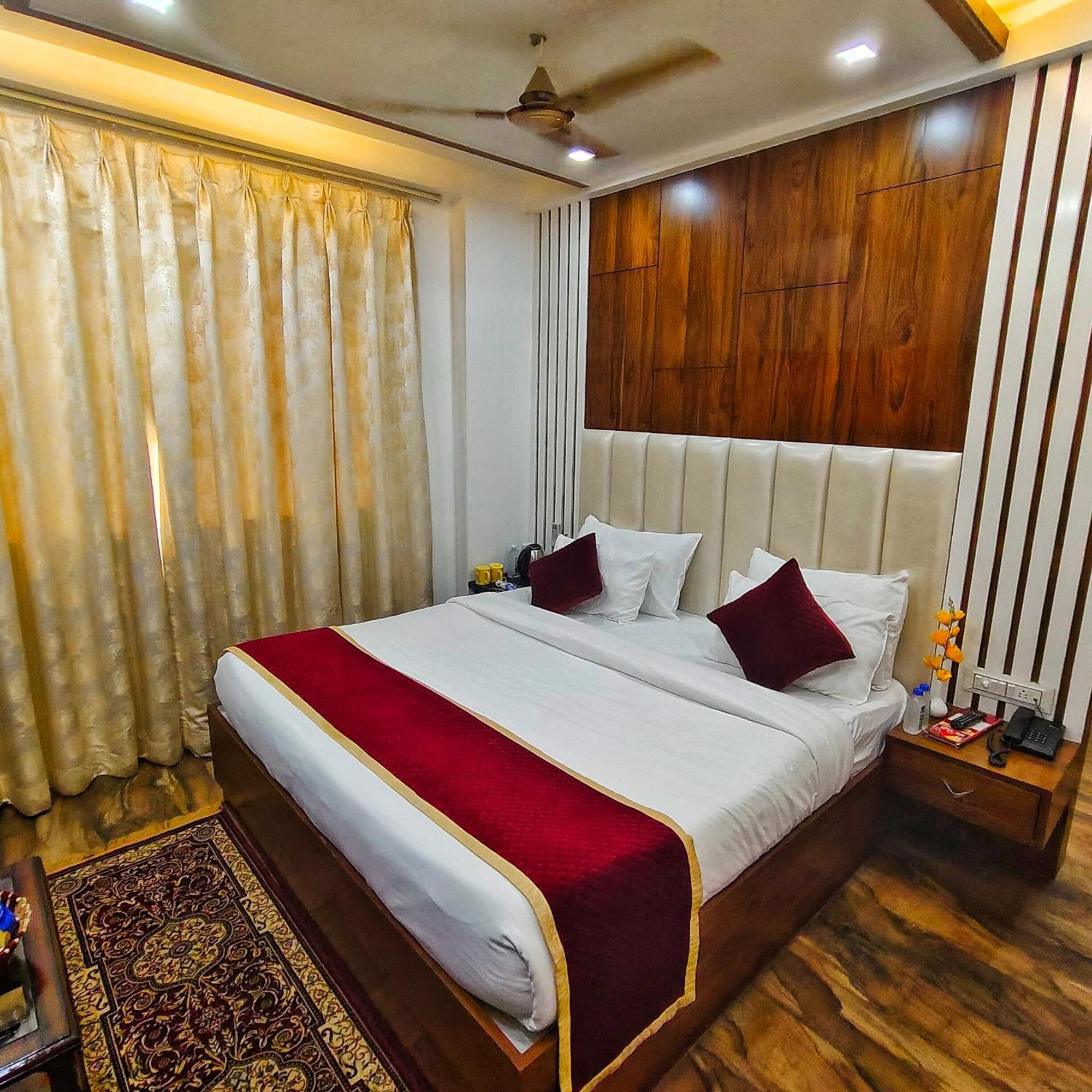 Hotel Taste Of India Агра Экстерьер фото