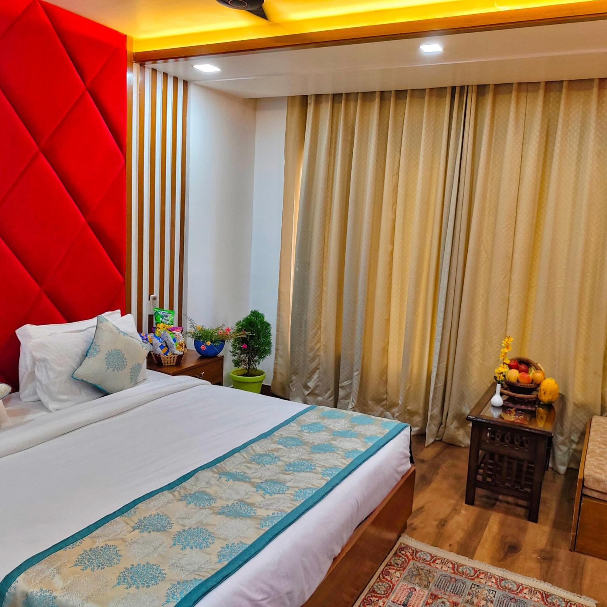 Hotel Taste Of India Агра Экстерьер фото