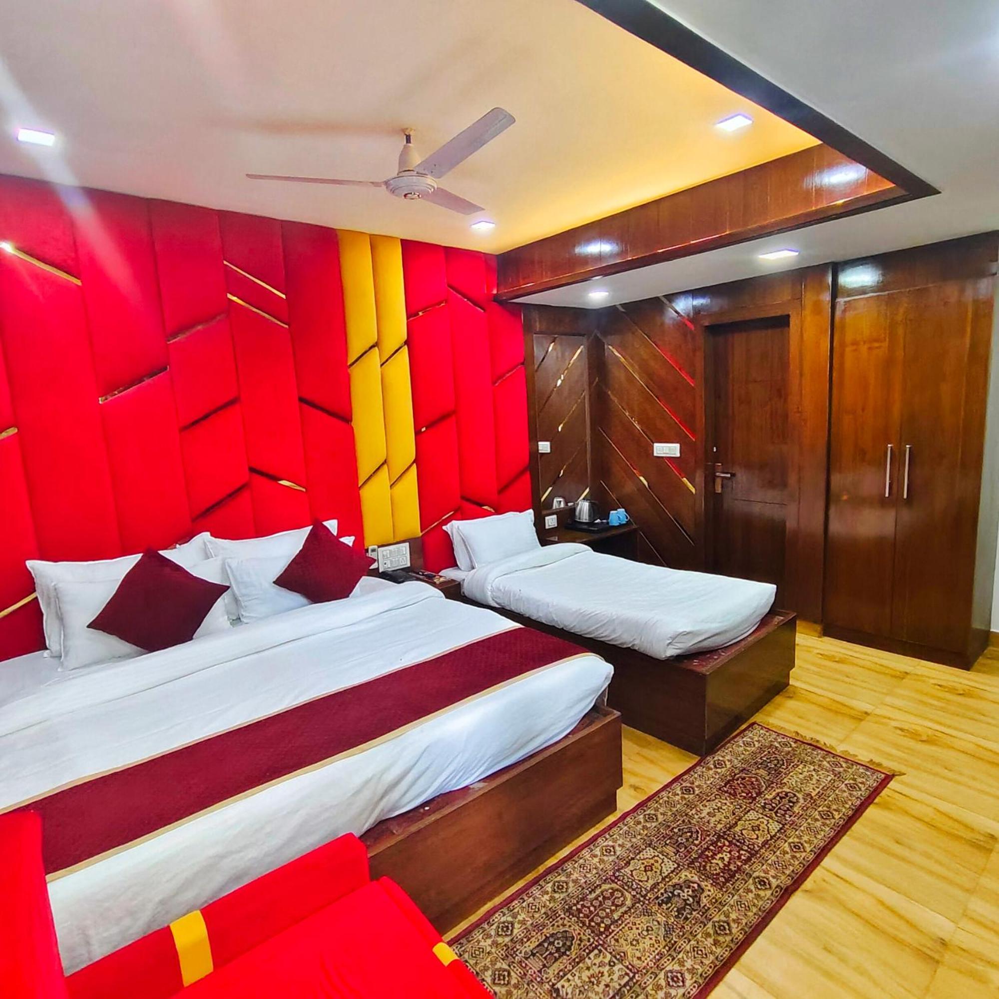 Hotel Taste Of India Агра Экстерьер фото